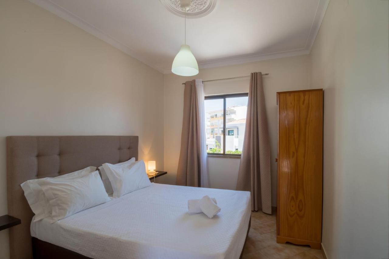 Apartamentos Pinto Куартейра Екстериор снимка