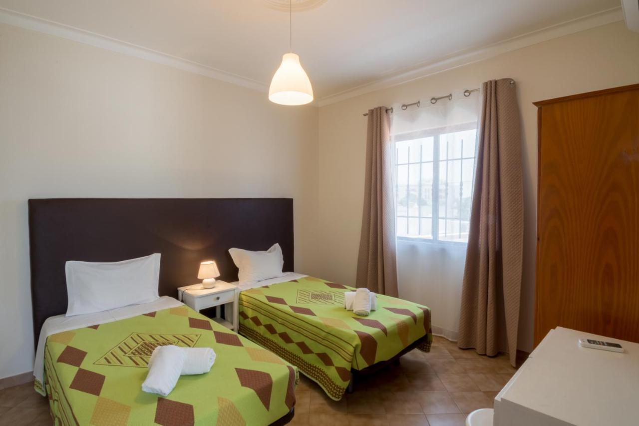 Apartamentos Pinto Куартейра Екстериор снимка