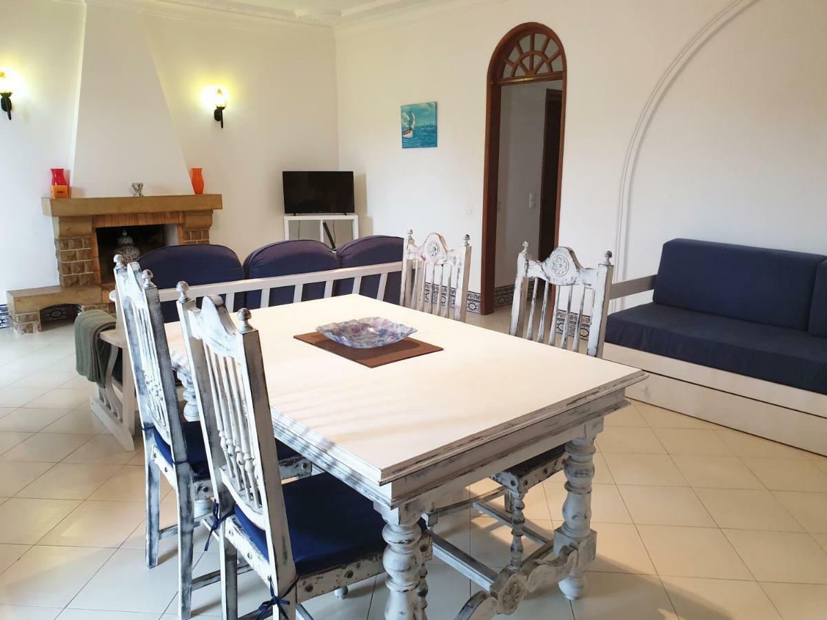 Apartamentos Pinto Куартейра Екстериор снимка